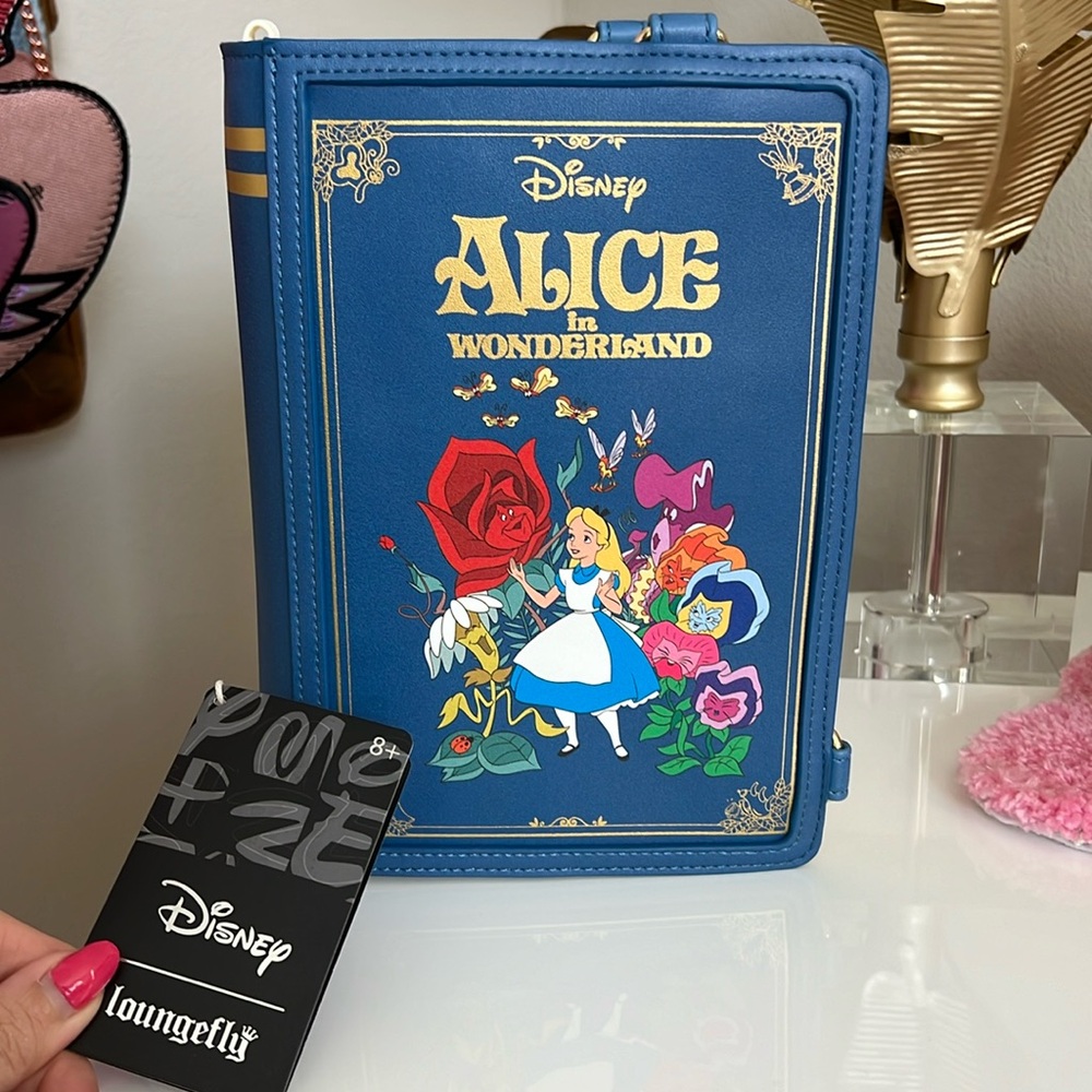 Alice in Wonderland Book Loungefly 🐇📚